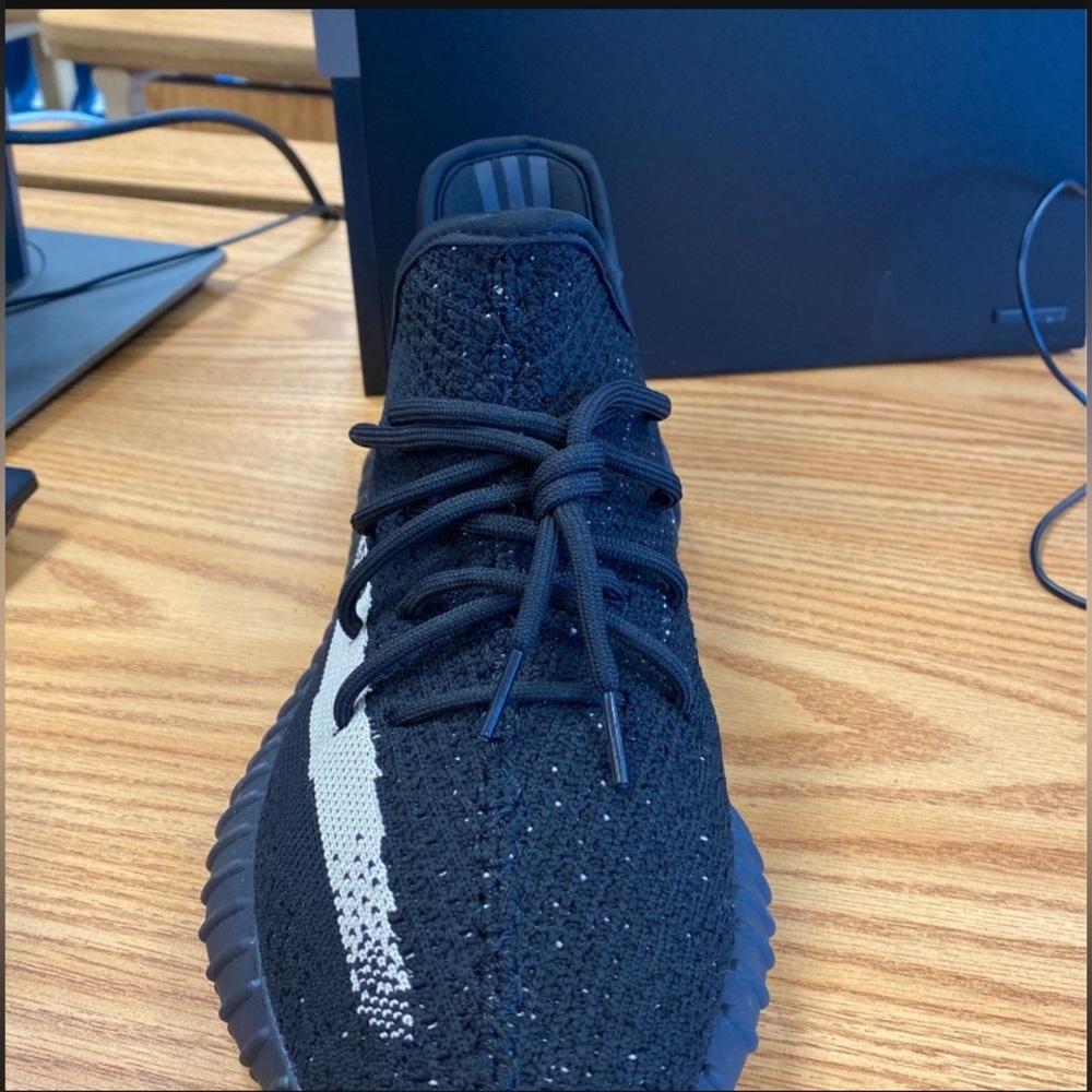 Yeezy 350 Oreo